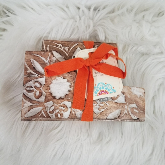 Hallmark 4 pieces wood coasters - Picture 10 of 16